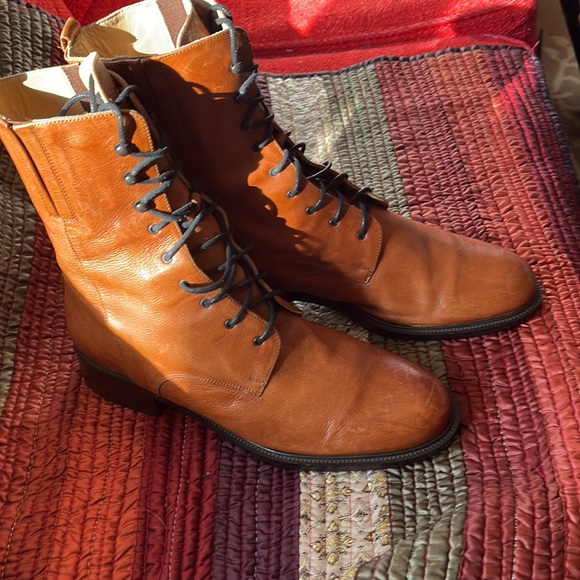 Vintage 90s Joan&David brown stamped Italian leather steampunk style ankle boots - Picture 16 of 16